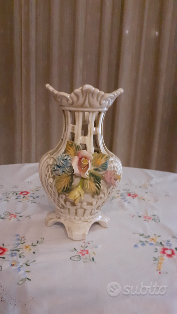 Capodimonte - Oggetto in ceramica, Centrotavola - soprammobile