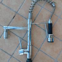 Rubinetto cucina 2 ugelli