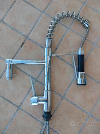 Rubinetto cucina 2 ugelli