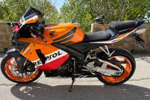 Honda CBR 600 RR - TOP