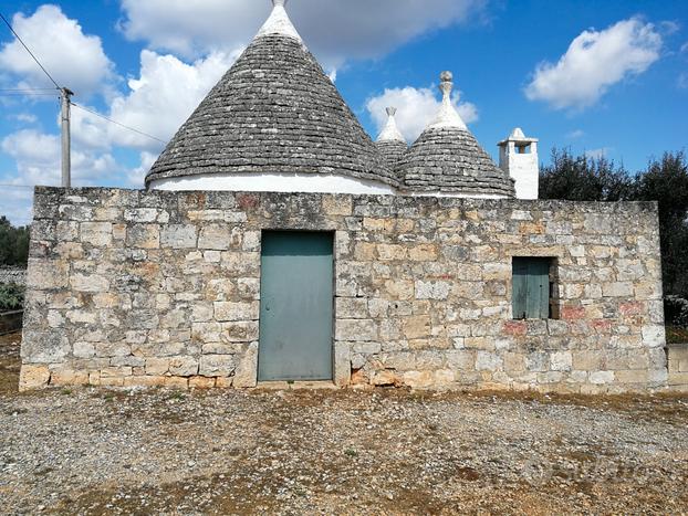 Trullo 4 Coni con Terreno, adiacente ciclovia AQP