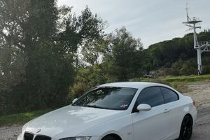 Bmw coupé 2008 con 120000km