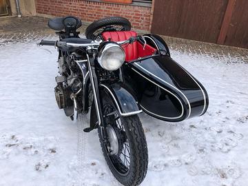 BMW R12 del 1936 con sidecar Stoye KS-Gelände