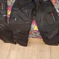 Pantaloni da moto