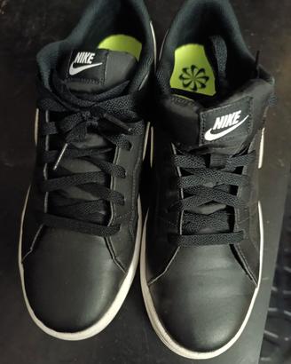Nike court royale nere 44