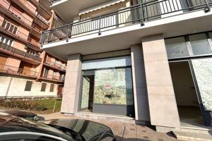 NEGOZIO A GAGLIANICO