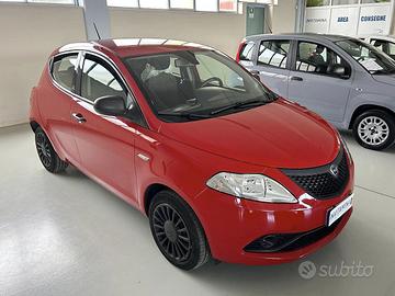 Lancia Ypsilon 1.0 FireFly 5 porte S&S Hybrid Ecoc