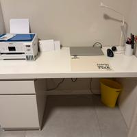 Scrivania bianca Ikea