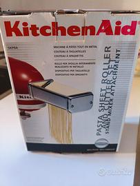 accessorio per creare pasta lunga