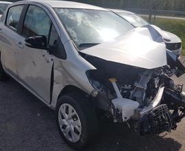 TOYOTA Yaris 1.0 5 porte