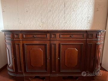 Madia / credenza grande in legno stile classico