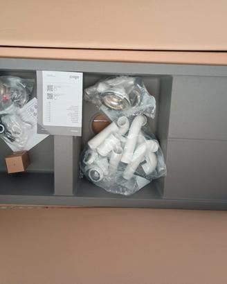 Lavello doppia vasca  in fragranite con accessori