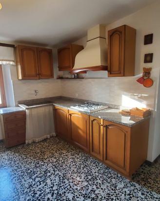 cucina ante  massello e elettrodomest
