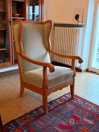 Poltrona bergère in legno