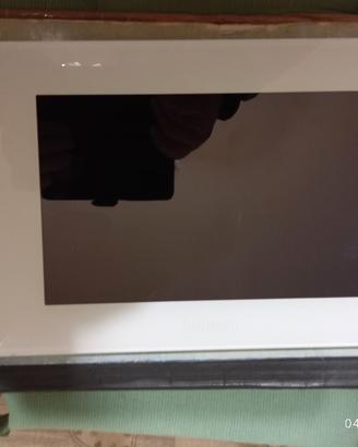 monitor 10 pollici per domotica scs e videocitofon
