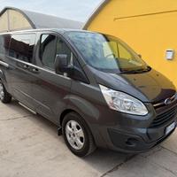 ford tourneo custom 