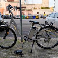 Bicicletta elettrica Veloplush Citybike Perfetta