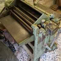 Piallatrice a spessore antica