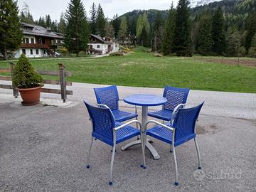 sedie e tavoli da esterno  per bar