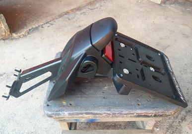 SUPPORTO TARGA PER YAMAHA TRACER 900