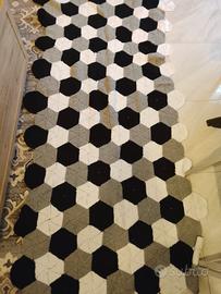 tappeto nuovo  di lana fatto a mano a uncinetto 