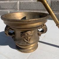 Mortaio di bronzo antico grande da collezione