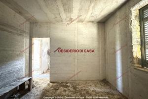Casa, Casteldaccia.
