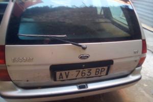 ford escort sw 1.6 zetec 07-1997 km 92000
