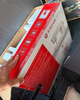 Macchina da cucire SINGER M1155 come nuova