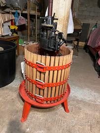 Set torchio e sgrappolatrice uva