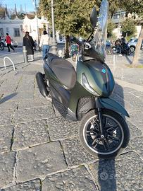 2023 Piaggio beverly 300 s hpe