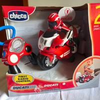 Moto DUCATI 999 Chicco RADIOCOMANDO e ROMBO MOTORE