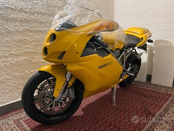 Ducati 749