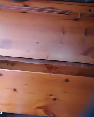 cassa panca e tavolo.