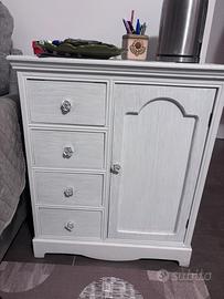 Mobiletto shabby credenza