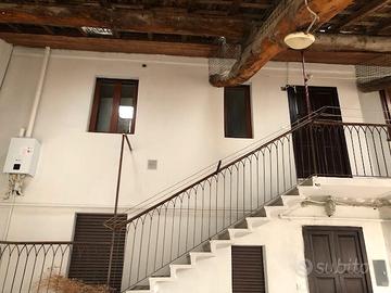 Bilocale appena ristrutturato