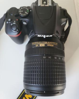 NIKON D3500