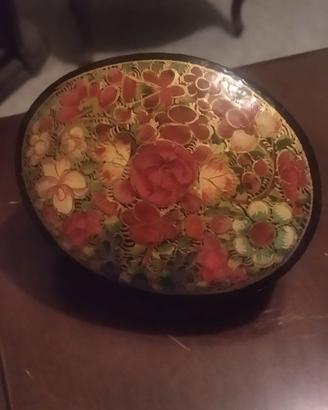 Portagioie vintage in legno laccato dipinto a mano