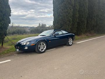 Jaguar xk8