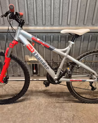 Bicicletta Bianchi Thunder
