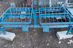 strigliatore per prati 