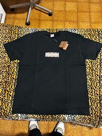 Supreme box logo