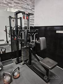 Lateral raise machine 90s