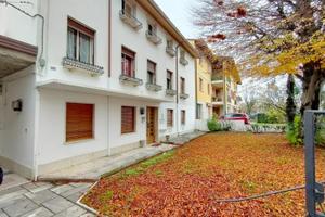 Elegante casa d'epoca con ampi spazi e potenzia...