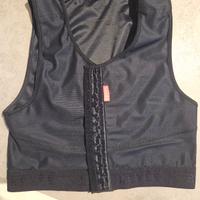 Reggipetto postoperatorio a compressione