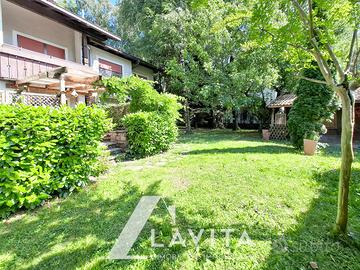 Casa a schiera con giardino a Salorno