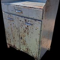 Mobiletto industriale vintage 