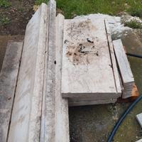 Mappette in pietra di Trani con gocciolatoio