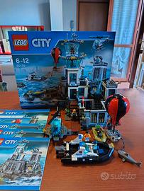 LEGO CITY 60130 Prigione sull'isola