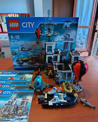 LEGO CITY 60130 Prigione sull'isola